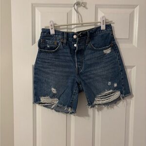 Distressed Denim Levi’s Women Shorts